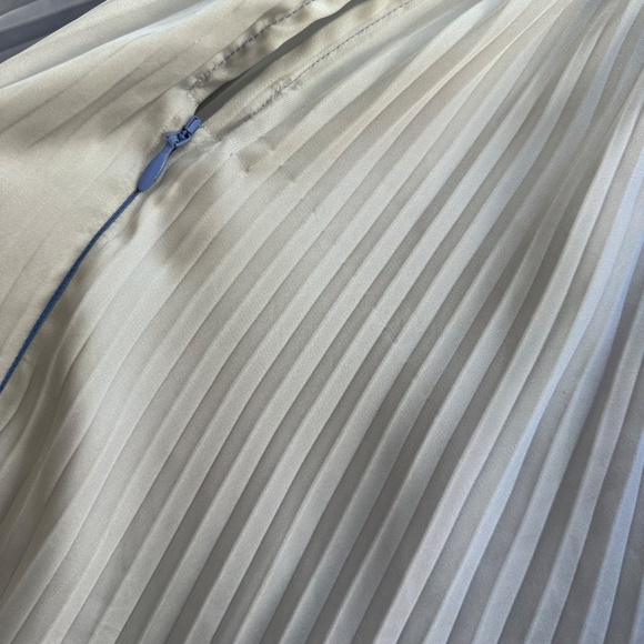 L'IDEE Orchestra Pleated Gown Purple Ombre Short Sleeve Dress - Size US 10 - Picture 11 of 12